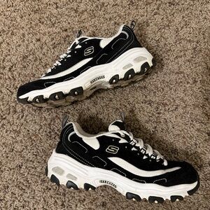Skechers Women's D'Lites Biggest Fan Sneakers Black White Size 6